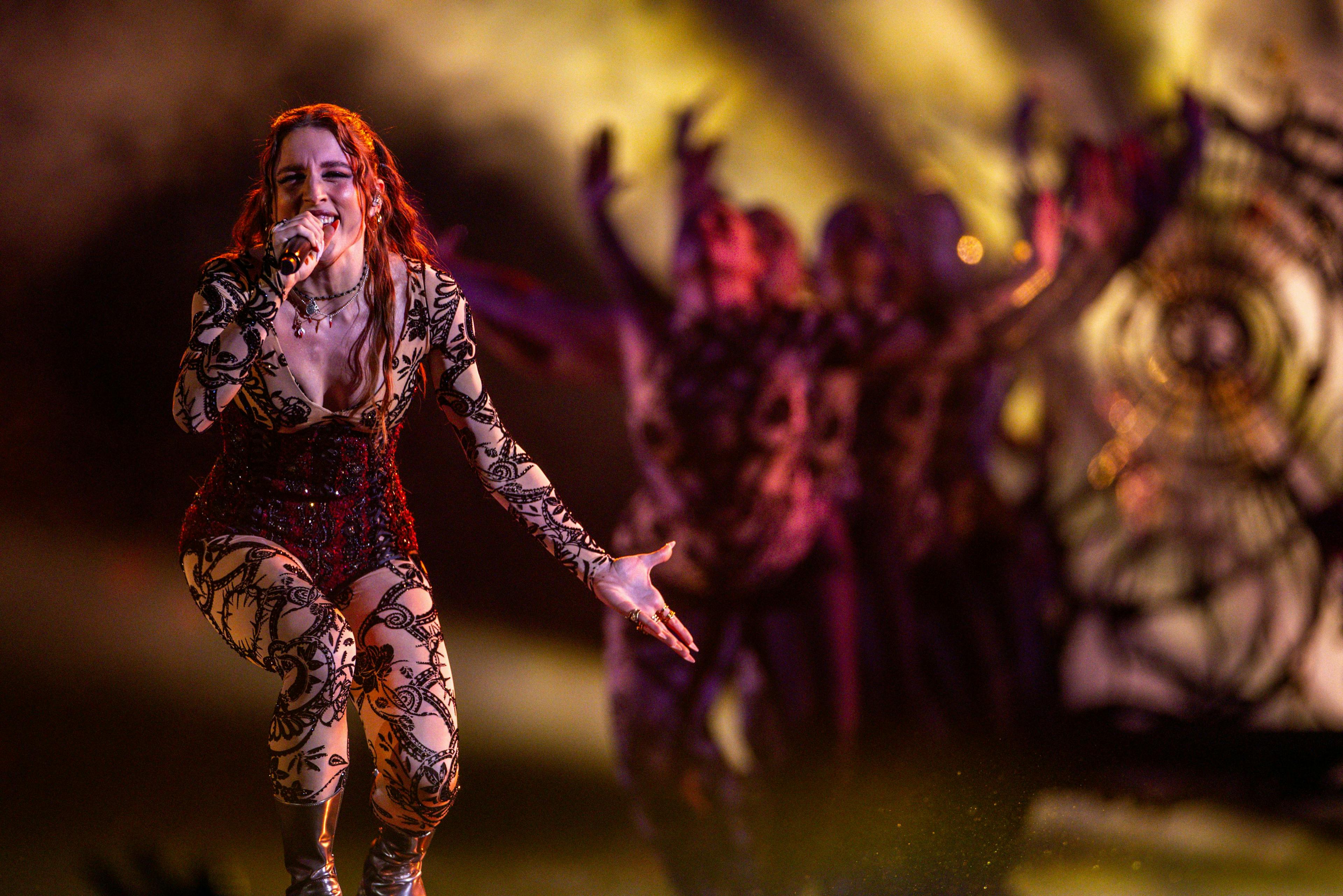 Angelina Mango sul palco di Malmö durante la seconda semifinale dell'Eurovision Song Contest 2024 mentre si esibisce con "La Noia" (Getty Images)