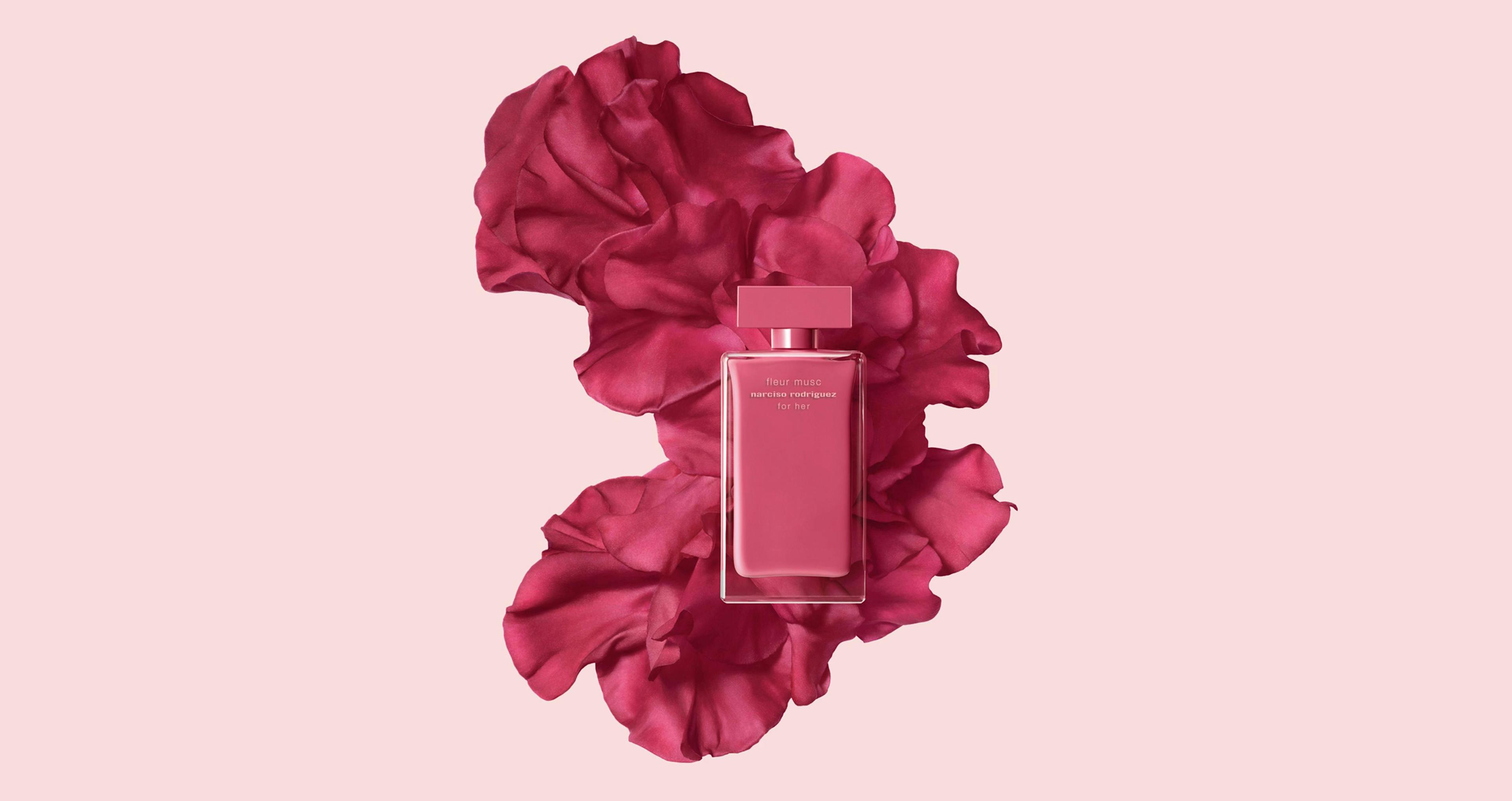 bottle cosmetics perfume