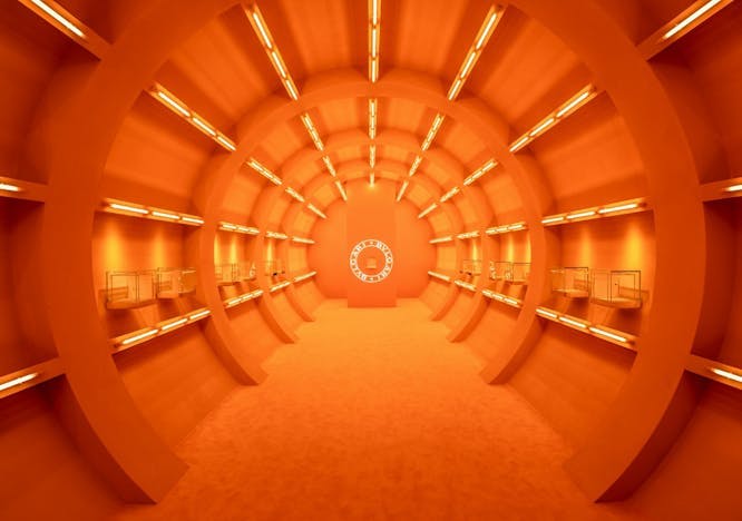 corridor tunnel