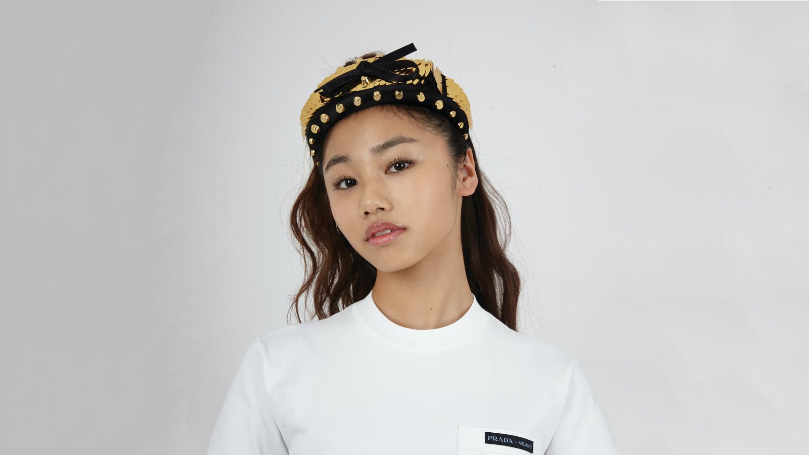 clothing apparel person human sleeve hat headband bandana