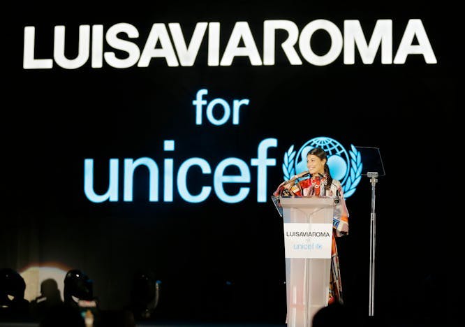 arts culture and entertainment celebrities fashion luisaviaroma dinner event unicef party - social event capri crowd person human audience speech
