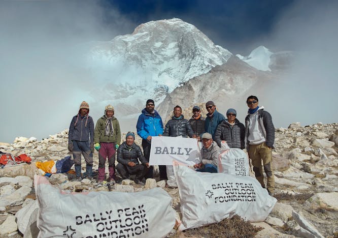 Bally Peak Outlook spedizione Himalaya-lofficielitalia