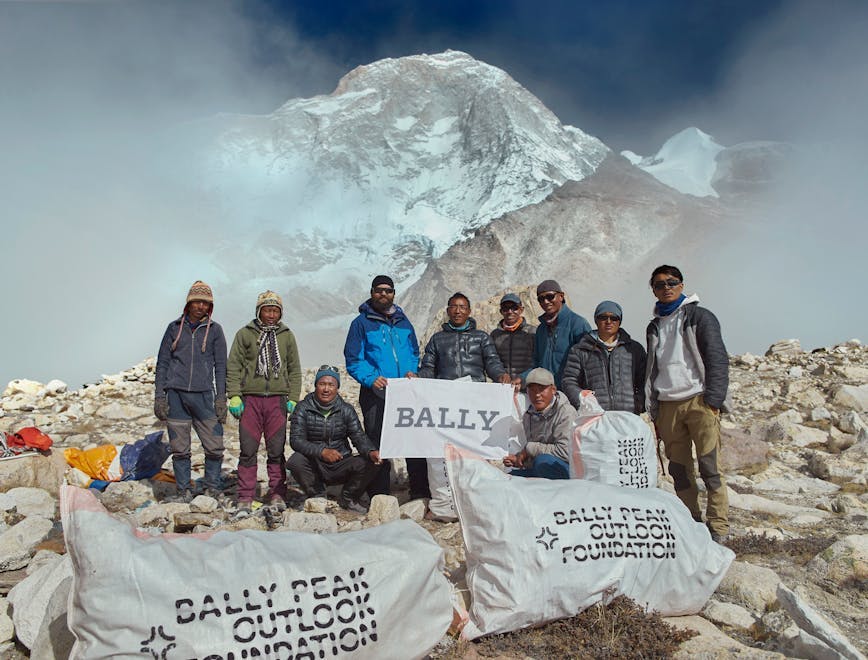Bally Peak Outlook spedizione Himalaya-lofficielitalia