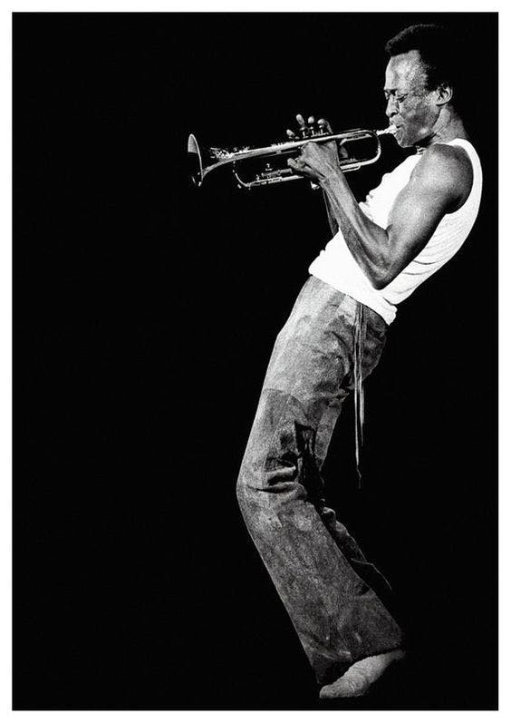 Immagine del grande jazzista Miles Davis 