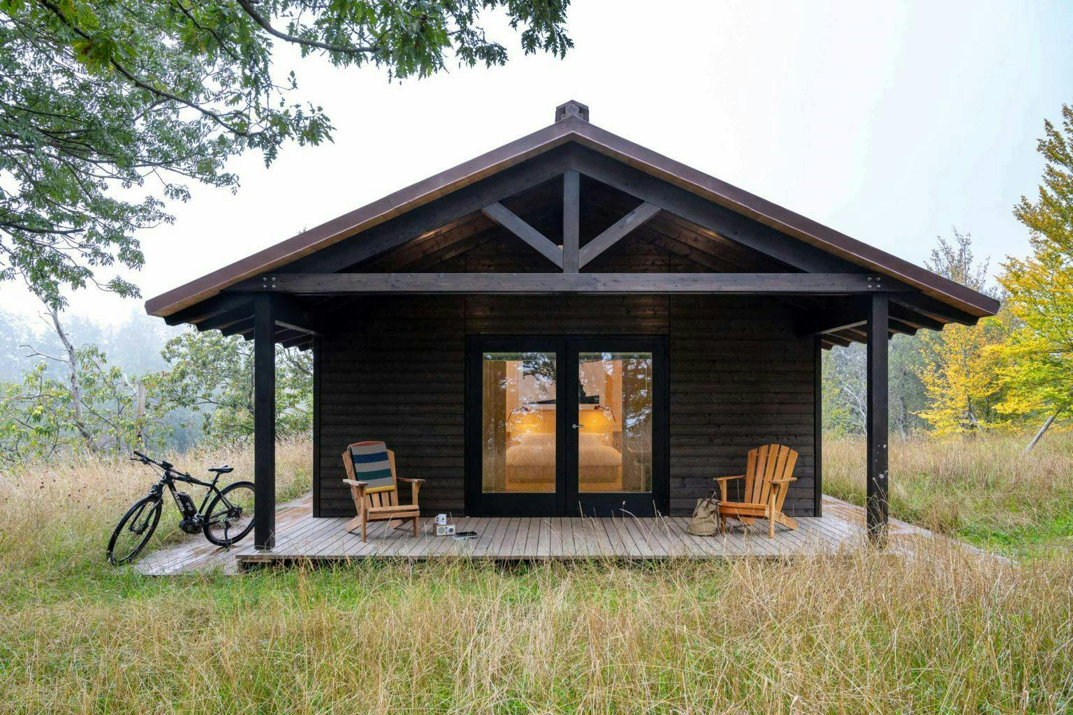 wheel machine housing building bicycle transportation vehicle cabin house cottage