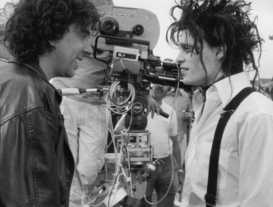 Nella foto Tim Burton e Johnny Depp sul set di "Edward mani di forbice"
