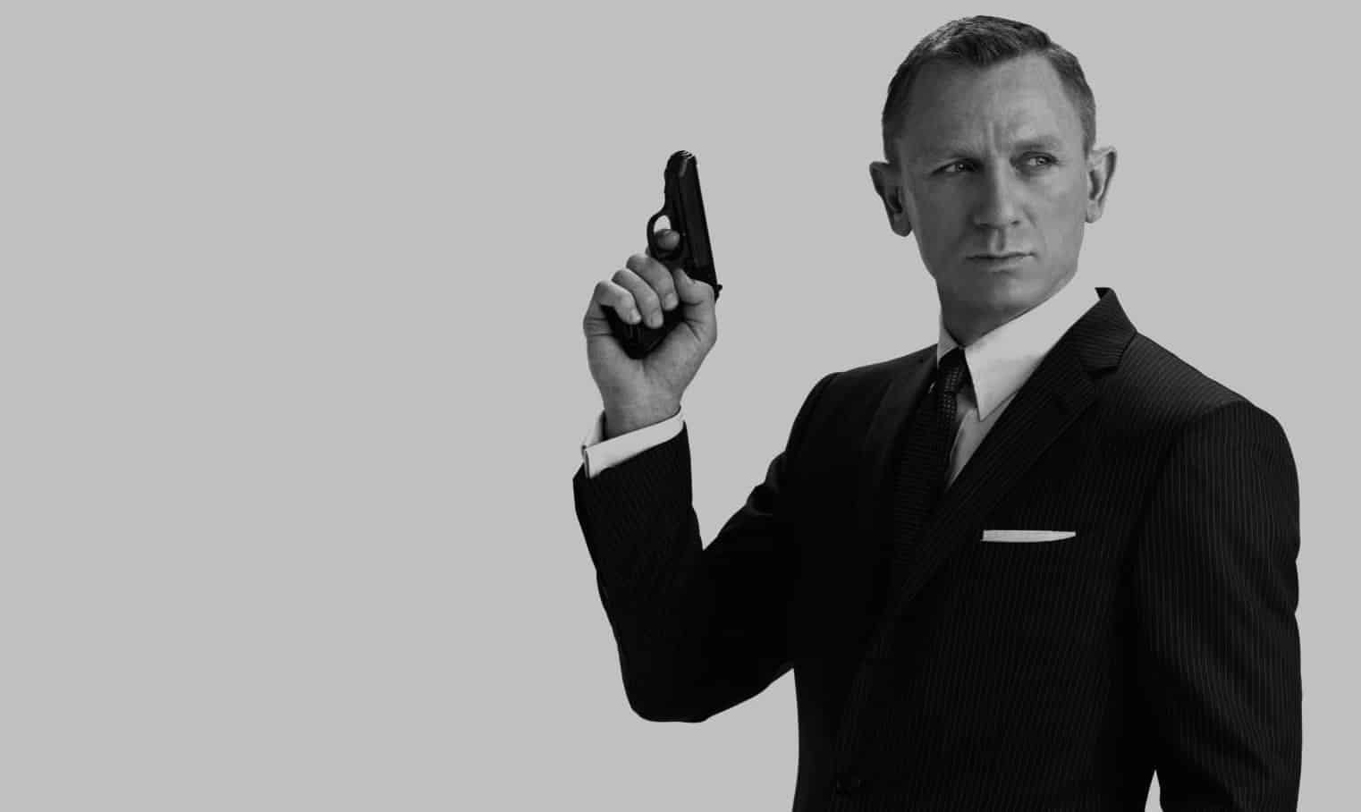 Daniel Craig come James Bond nel film 007