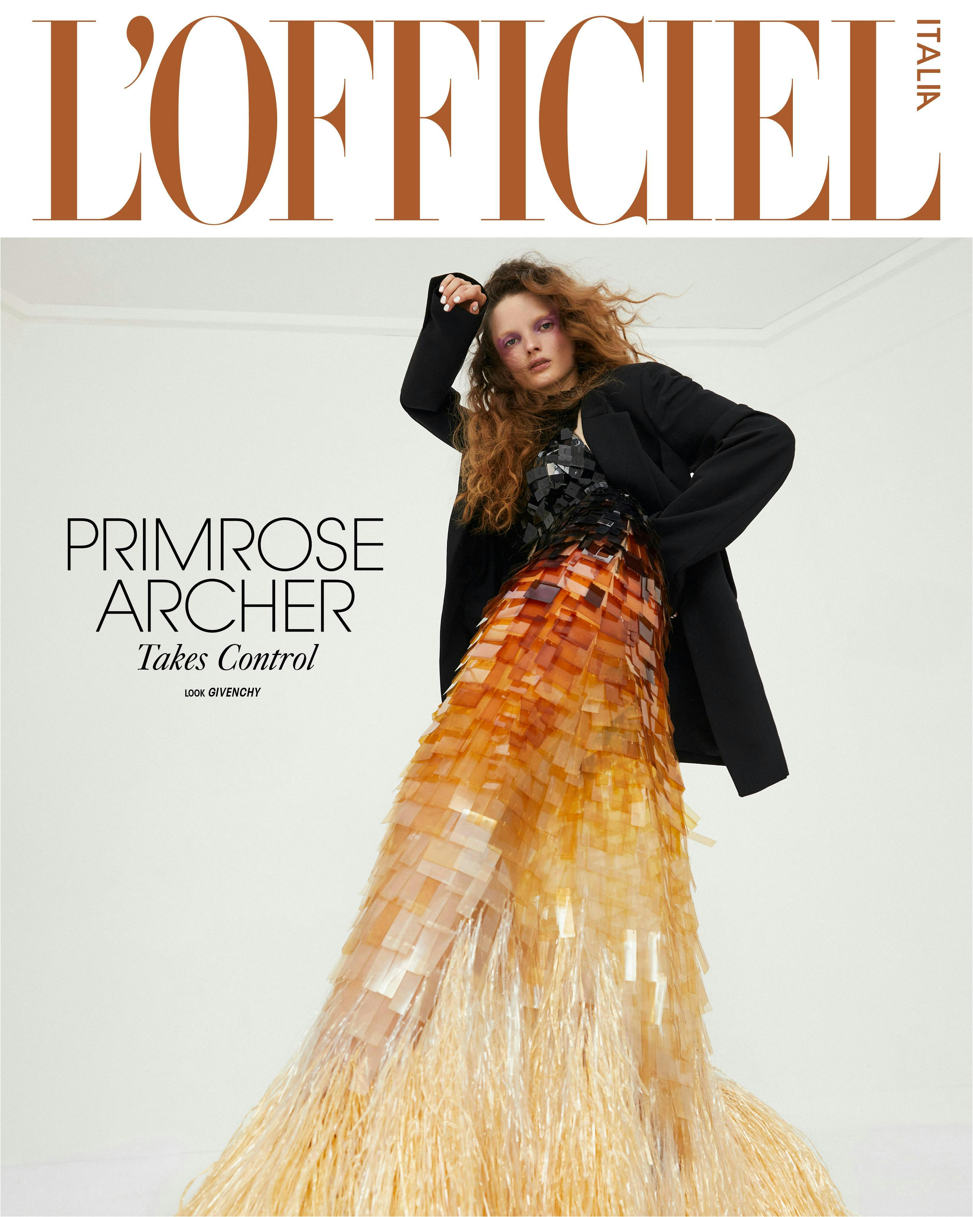 Primrose Archer in cover indossa total look GIVENCHY
