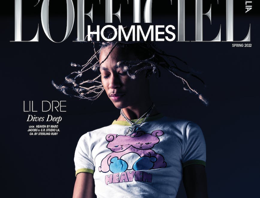 Lil Dre in cover indossa t-shirt, HEAVEN BY MARC JACOBS; pantaloni, S.R. STUDIO LA. CA. BY STERLING RUBY; pendente, HOMER.