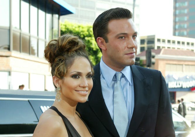 Jennifer Lopez e Ben Affleck ai tempi del loro primo fidanzamento negli anni 2000