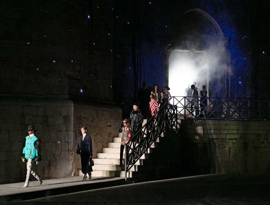 Gucci Cosmogonie: la sfilata Resort 2023 a Castel del Monte