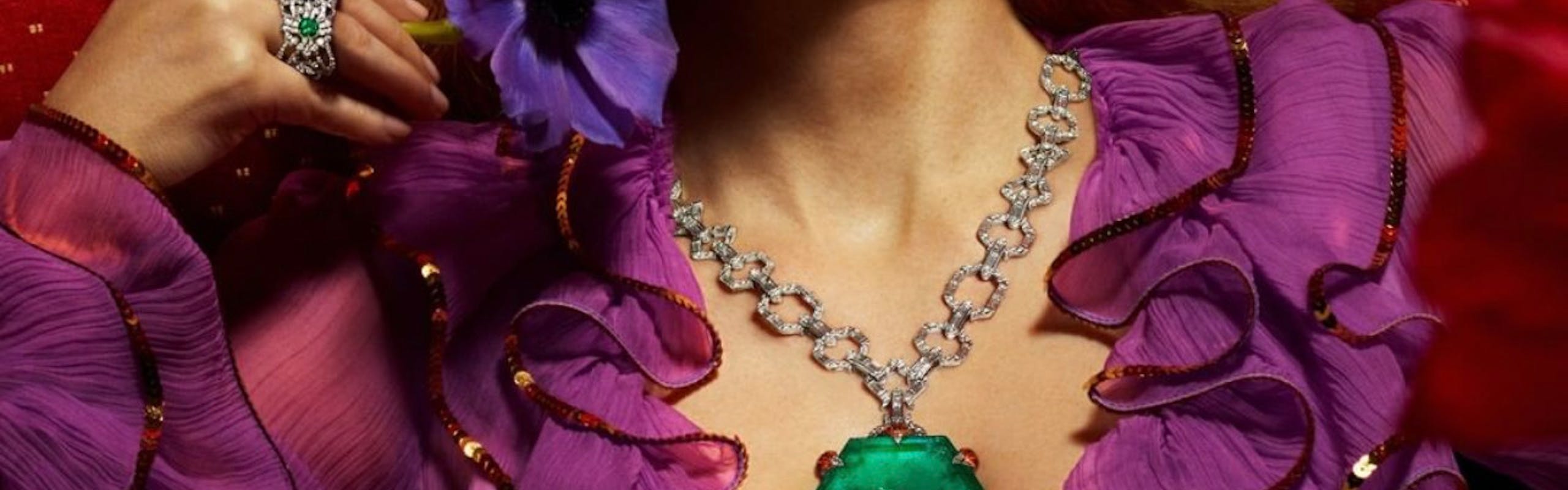 Jessica Chastain con una collana Gucci High Jewelry