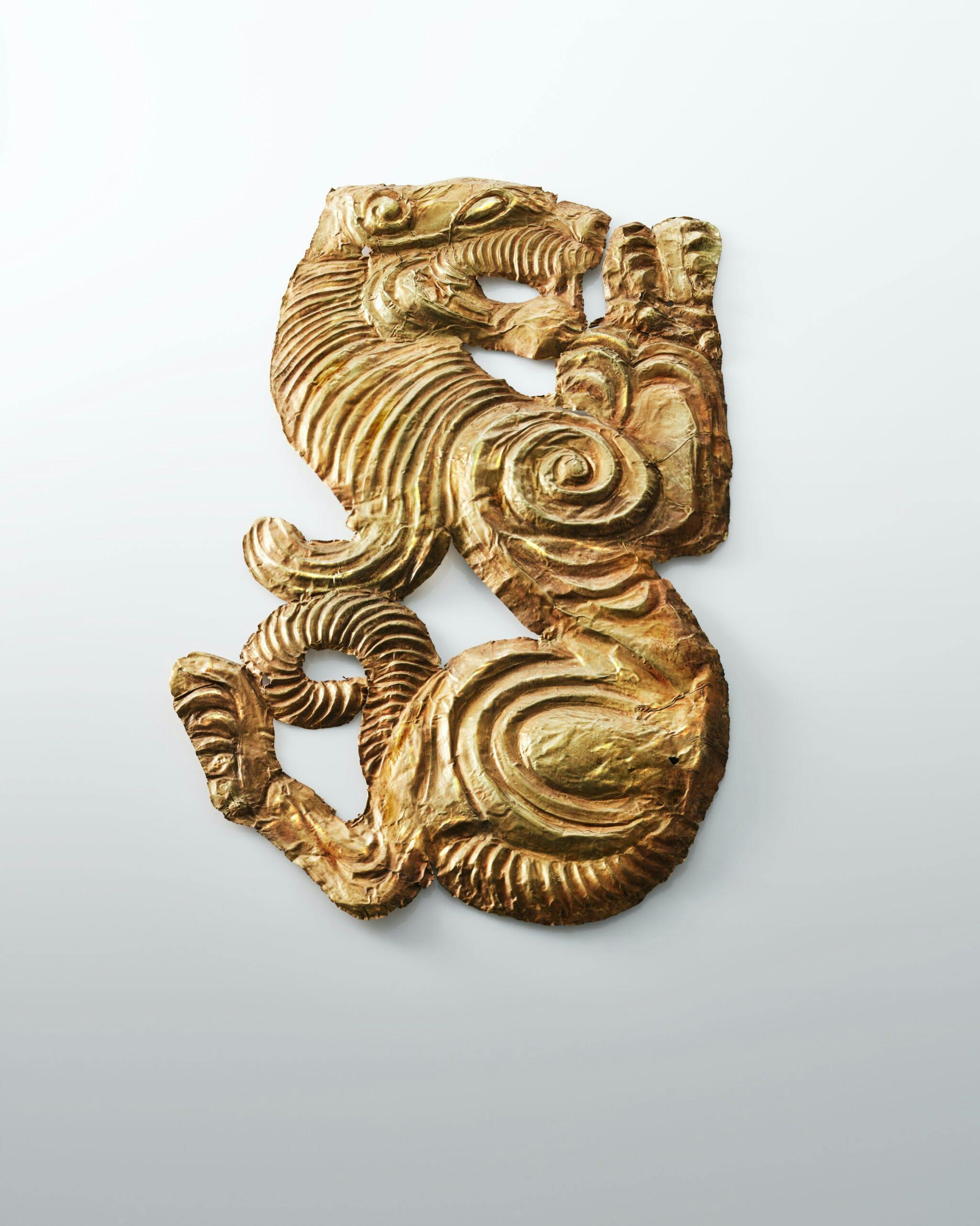 Ornamento a forma di tigre Periodo degli Sati Combattenti, 475–221 AC