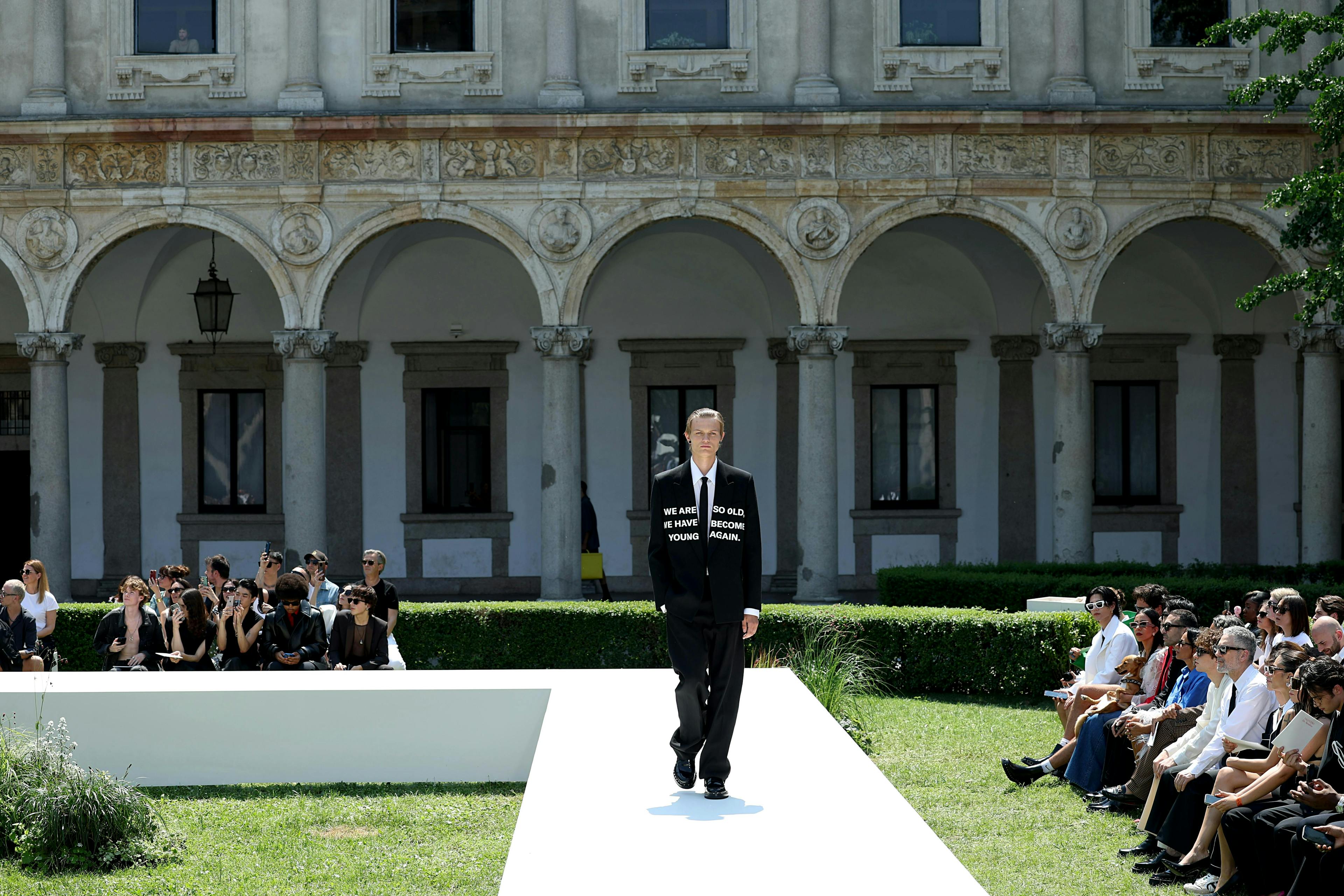 Valentino The Narratives la sfilata uomo alla Milano Fashion Week