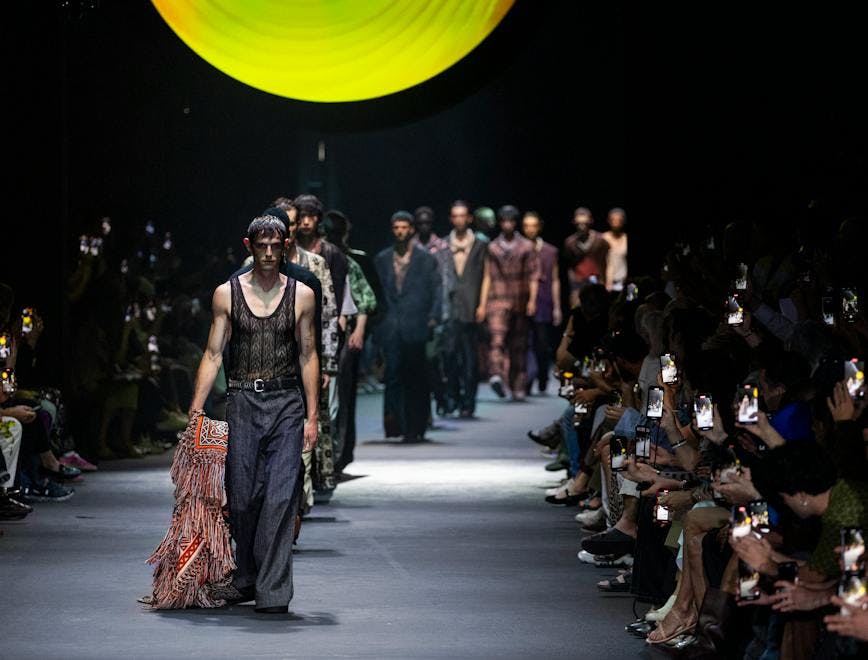 Etro la sfilata uomo primavera estate 2024 alla Milano Fashion Week