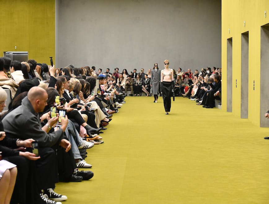 La sfilata di Gucci autunno inverno 2023-24 alla Milano Fashion Week
