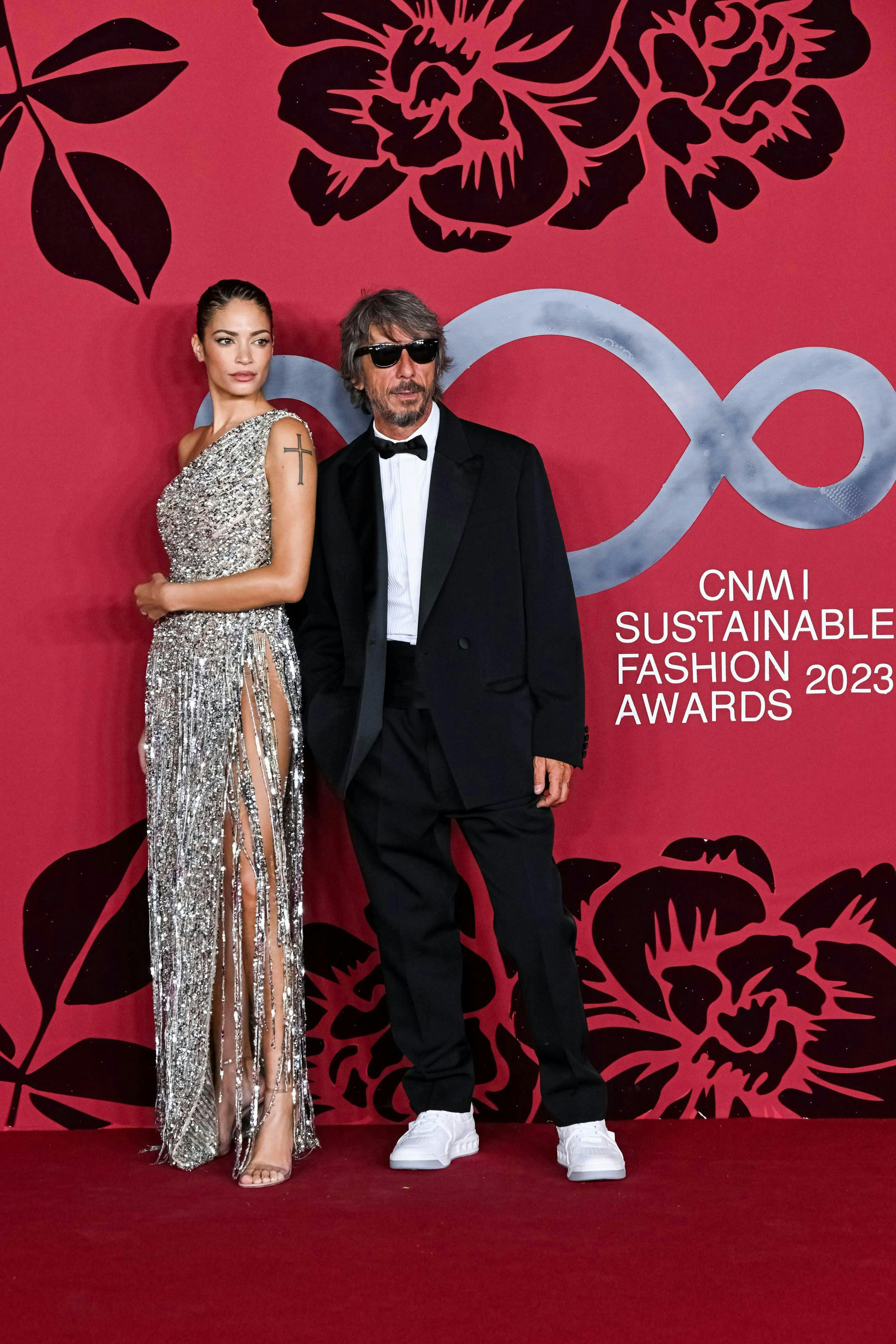 Elodie e Pierpaolo Piccioli ai CNMI Sustainable Fashion Awards (Courtesy of Camera Nazionale della Moda Italiana)