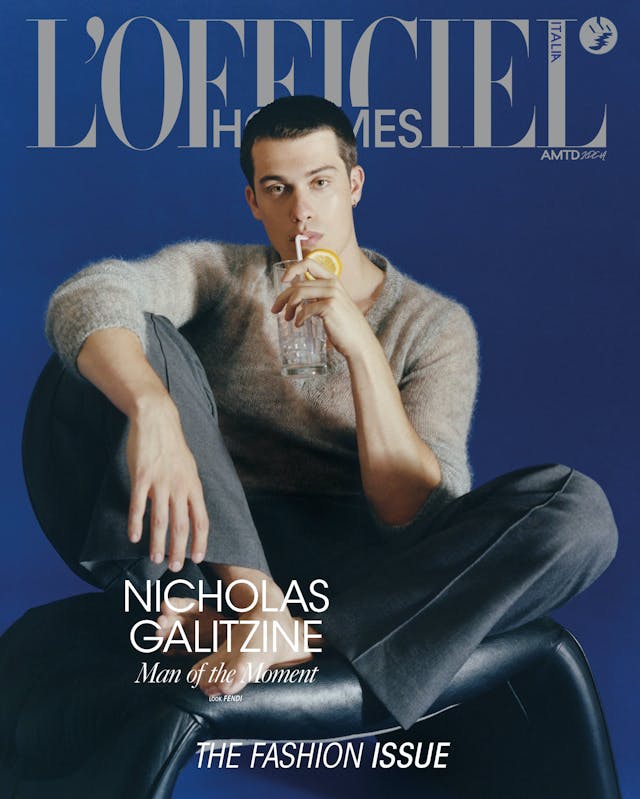 Nicholas Galitzine sulla copertina de L'OFFICIEL HOMMES Italia, Fall 2023, in total look FENDI
